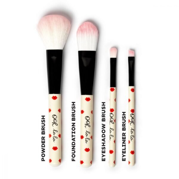 4 PINCEAUX LEVRES DE MAQUILLAGE