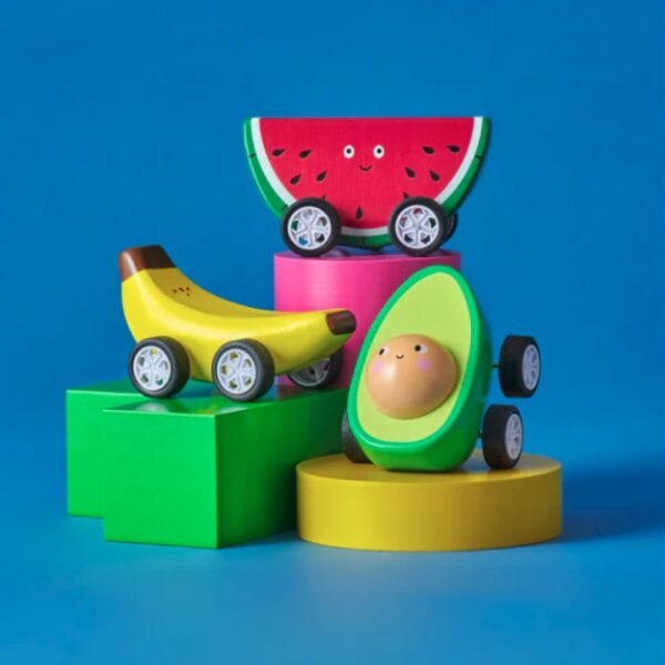 VOITURE EN BOIS FRUITS