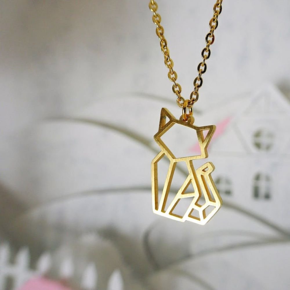 COLLIER CHAT OR