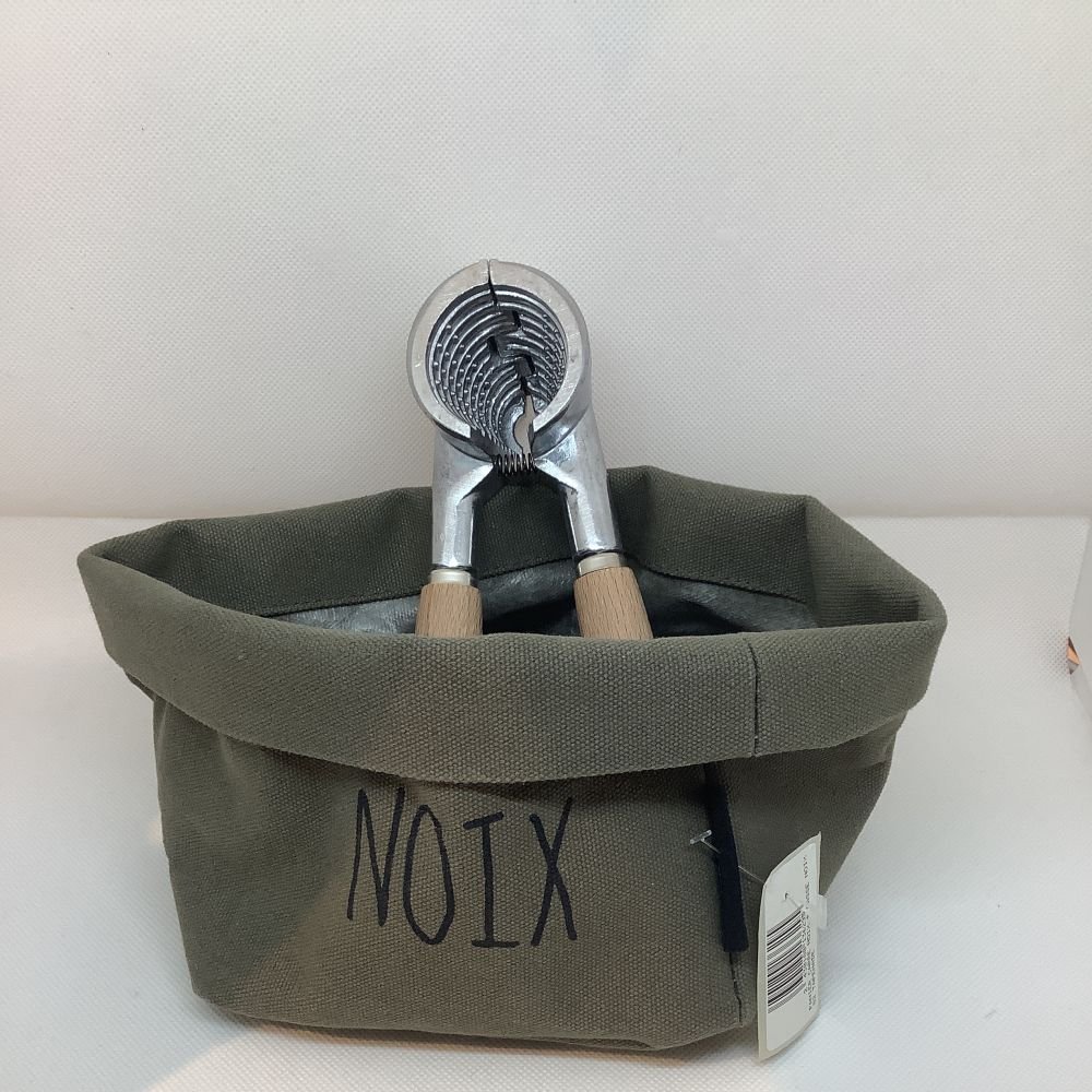 PANIER CARRE NOIX + CASSE NOIX