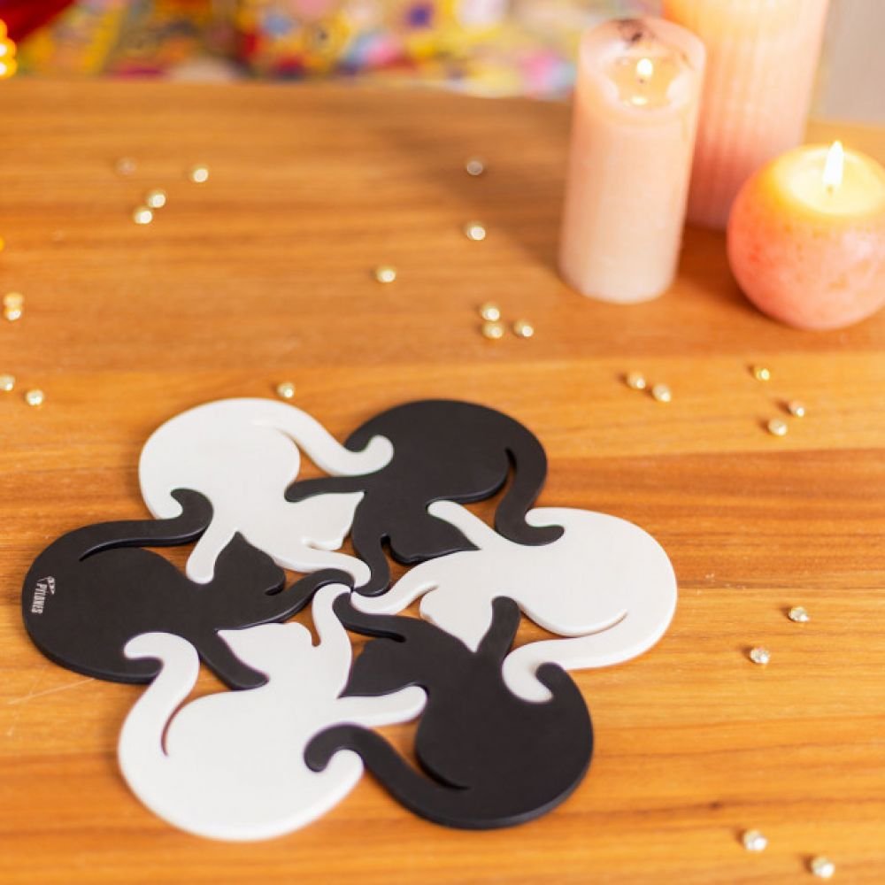 DESSOUS DE PLAT ENTRECHATS - NOIR ET BLANC – Image 2