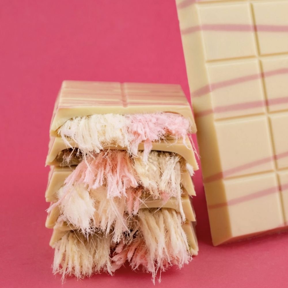 CHOCOLAT BLANC PISTACHE BARBE À PAPA 90G – Image 2