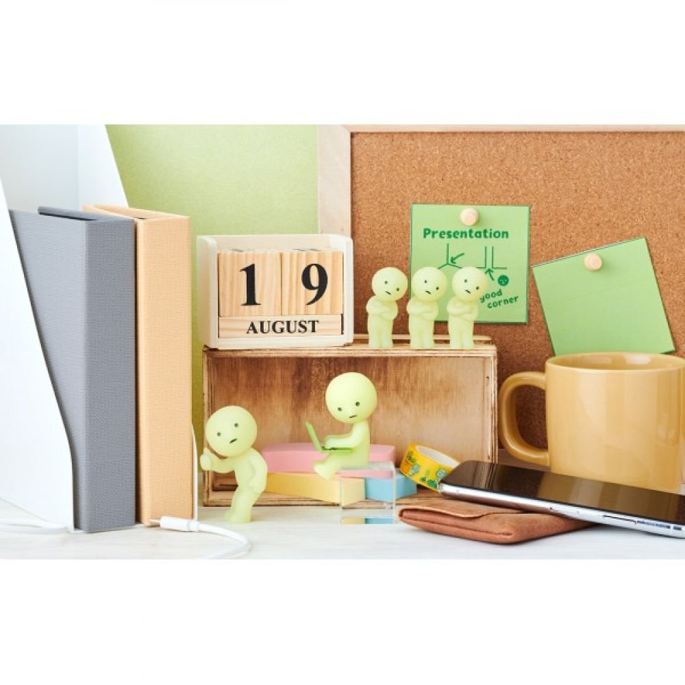 SMISKI - At work - Figurine mystère – Image 2